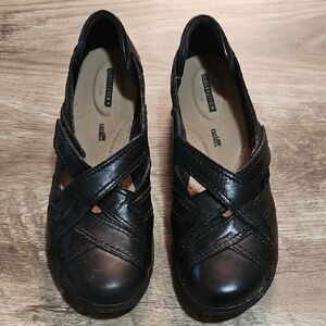 Clarks Black Women's Flats with Crisscross Design